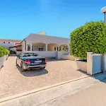 Awesome In With House Sea View Appartement