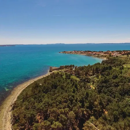 Cozy In With Wifi 아파트 비르