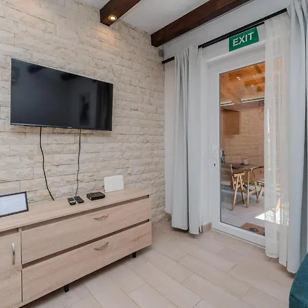 Awesome In With House Sea View *