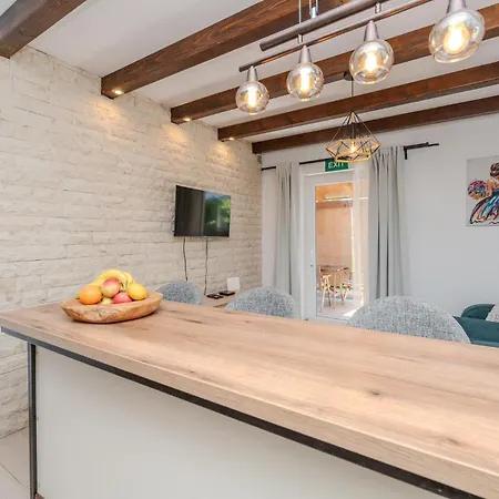 Cozy In With Wifi Vir