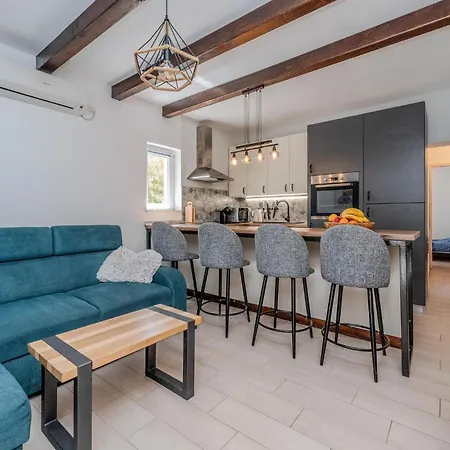 Appartement Fantastisch In Met Uitzicht Op *